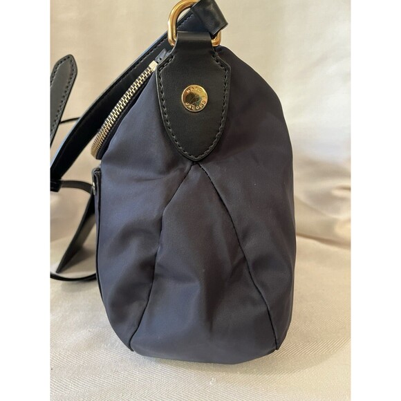 Marc Jacobs Women’s Crossbody Navy Blue Nylon Bag, Magnet Close Zip Pockets - Picture 3 of 12
